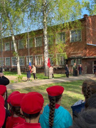 Школьная жизнь - Торжественная  линейка, посвященная 78-летию Великой отечественной войне