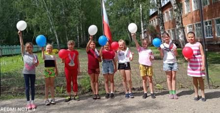 Летние - День России в лагере «Улыбка»