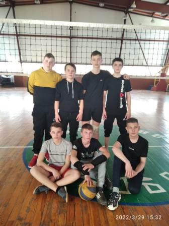 Физкультура и спорт - Соревнования по волейболу среди юношей